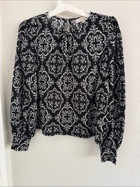 LOFT Black & White Medallion Print Long-Sleeve Blouse